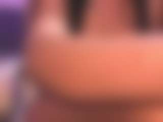 Live cam show with Sofia Watson - Blue Eyes on googirlz