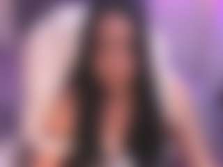 Live cam show with Sofia Watson - Curvy on eurowanks.com