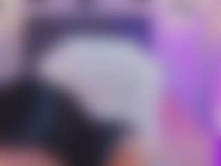Live cam show with Sofia Watson - Asian Curvy on Camversity