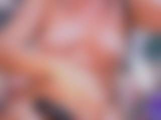 Live cam show with Sofia Watson - Moaning on AdultVida.com