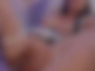 Live cam show with Sofia Watson - Asian Squirt on Camming Site