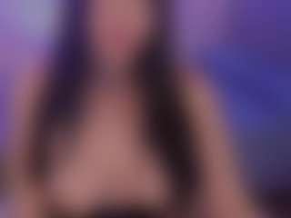 Sofia Watson's Live Sex Cam Show