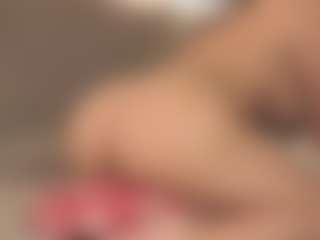 Sofia Watson's Live Sex Cam Show