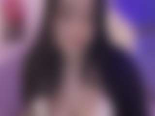 Live cam show with Sofia Watson - Blowjob Brown Hair on Dare Cams