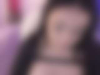 Live cam show with Sofia Watson - College Curvy on WildCum