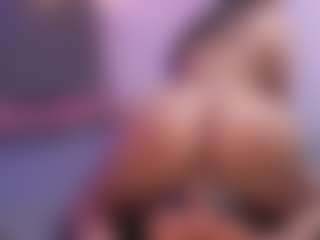 Live cam show with Sofia Watson - Asian Big Ass on Cam Slut
