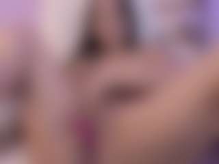 Sofia Watson's Live Sex Cam Show