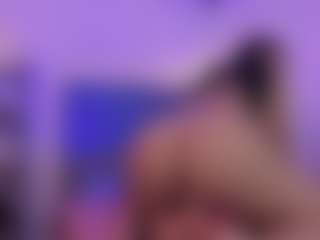 Sofia Watson's Live Sex Cam Show