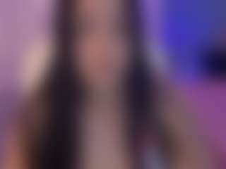 Live cam show with Sofia Watson - Asian Teen (18+) on StripNow