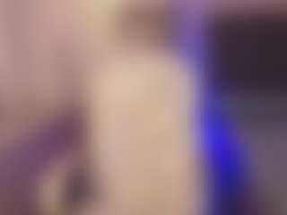 Live-Cam-Show mit Sofia Watson - Ahegao auf Camsoda