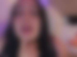 Live cam show with Sofia Watson - Asian Big Ass on StripNow