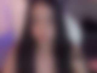 Live cam show with Sofia Watson - Asian Public on CamClone
