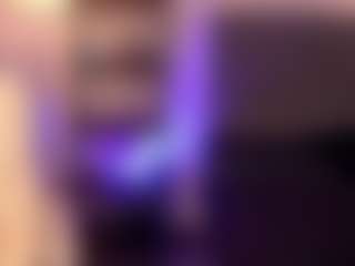 Sofia Watson's Live Sex Cam Show