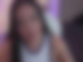 Live cam show with Sofia Watson - Control on xDating
