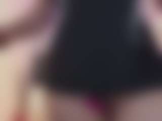 Live cam show with Sofia Watson - College Brown Hair on xDating