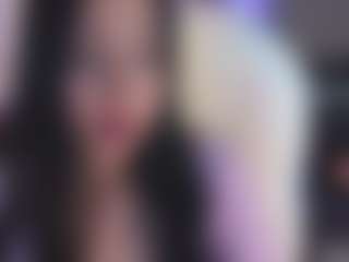 Live cam show with Sofia Watson - Gamer Asian on liverealitysex.com