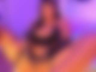 Luna's Live Sex Cam Show