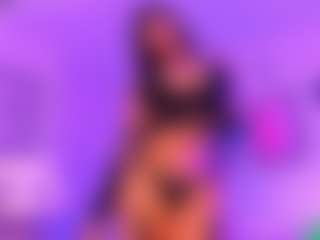 Luna's Live Sex Cam Show