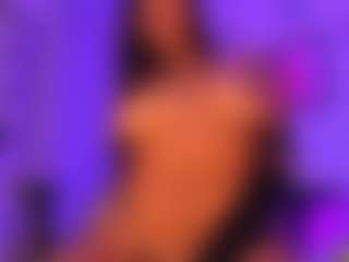 Luna's Live Sex Cam Show