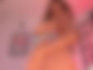 Live cam show with Luna - Brown Hair Teen (18+) on Cam Slut