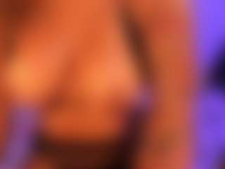 Luna's Live Sex Cam Show