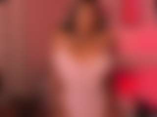 Live cam show with Luna - Normal on Cam Slut
