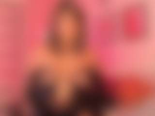 Live cam show with Luna - Full Nudity on Camsoda
