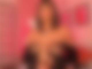 Live cam show with Luna - Double Penetration on Camsoda