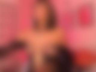 Live cam show with Luna - Brown Hair on Camsoda
