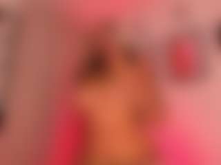 Live cam show with Luna - Cum Brown Hair on Camsoda