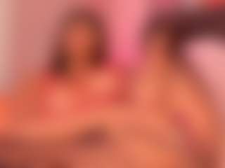 Live cam show with Luna - BBW Small Tits on Dolls Live
