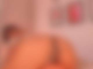 Live cam show with Luna - Blowjob on googirlz