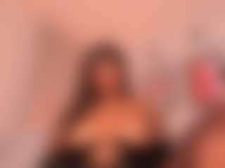 Luna's Live Sex Cam Show