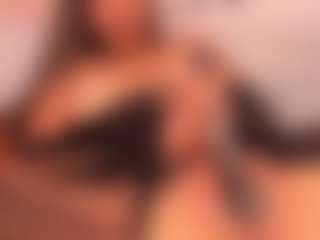 Luna's Live Sex Cam Show