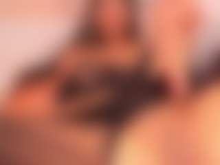 Luna's Live Sex Cam Show