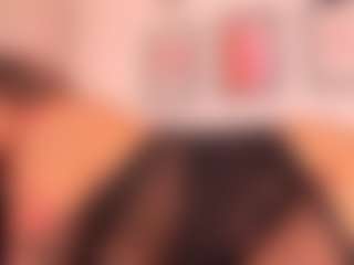Luna's Live Sex Cam Show