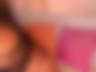 Live cam show with Luna - BBW Ebony on livesuperchat.net