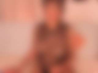 Live cam show with Luna - Black Small Tits on Camsoda | colombia