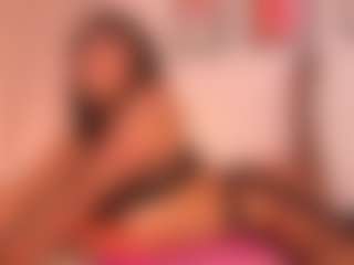 Live cam show with Luna - Twerk on CSO-WL