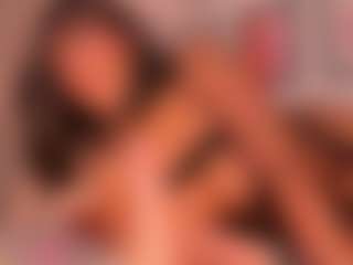 Live cam show with Luna - Tattoos on sexylive.show