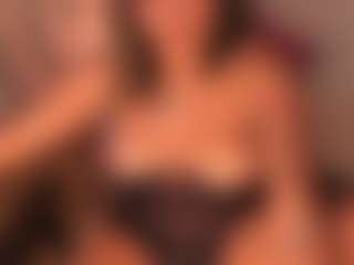 Live cam show with Luna - Strip Ebony on Camsoda | colombia