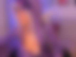 Live cam show with Luna - Bedroom Curvy on https://playwithruby.com