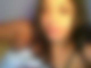magiix3 MILF webcam performer live streaming