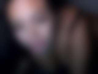 magiix3 MILF webcam performer live streaming