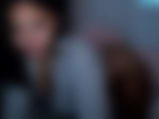 magiix3 MILF webcam performer live streaming