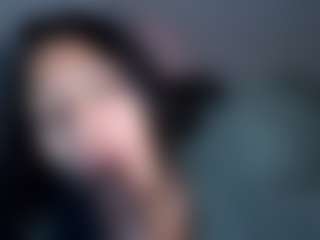 magiix3 MILF webcam performer live streaming