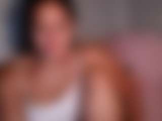 Live cam show with magiix3 - Latina MILF on Camsoda