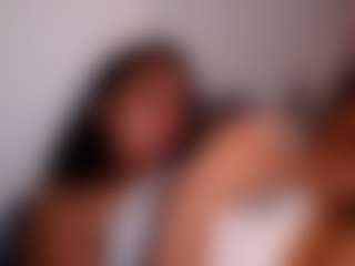 Live cam show with magiix3 - Lush MILF on Camsoda