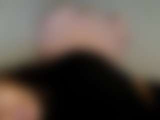 magiix3 MILF webcam performer live streaming