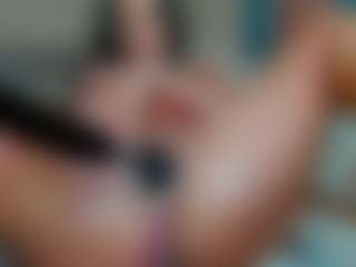 Live cam show with Selena-Reeves - Student on luckytryst.com